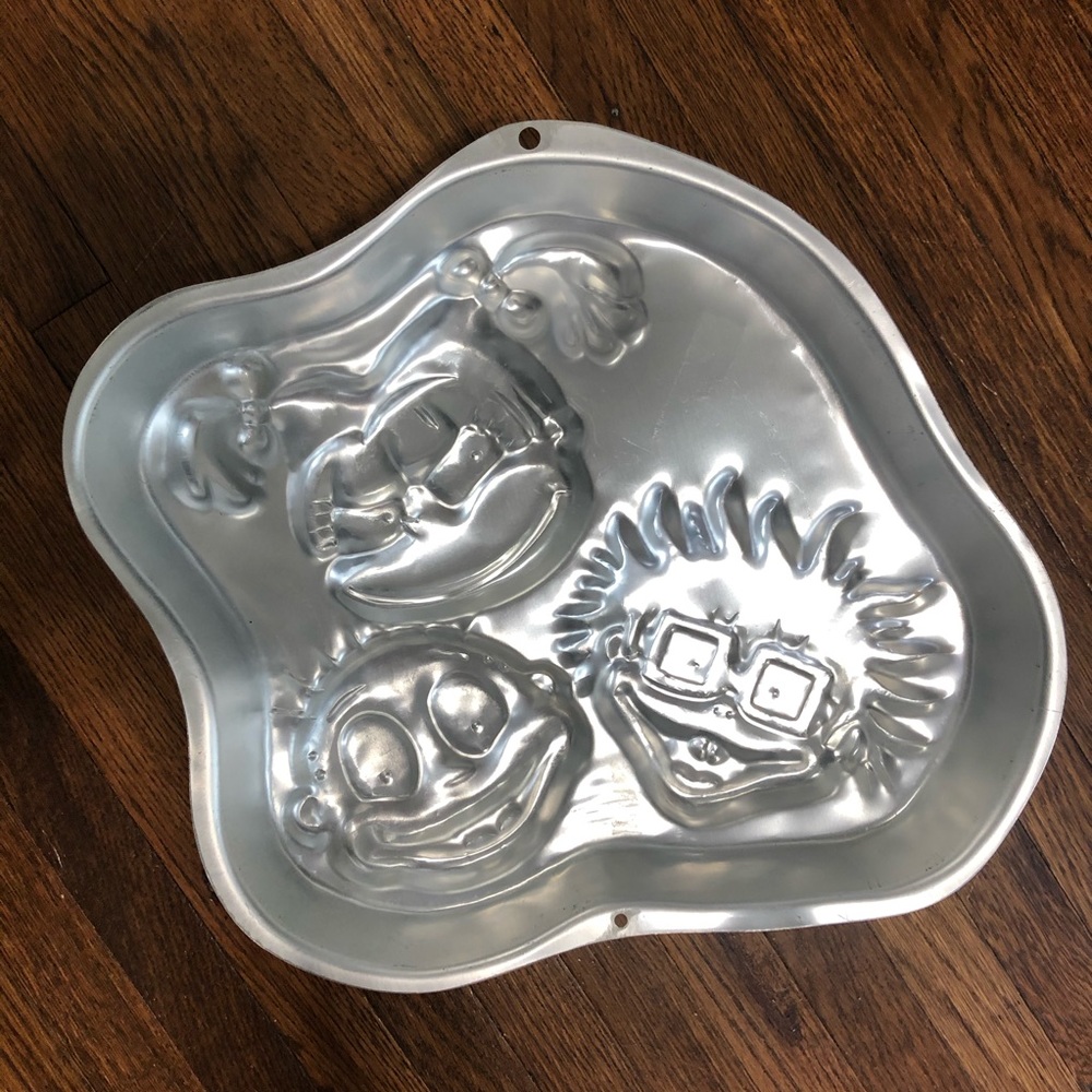 Vintage Rugrats cake Pan
